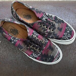 Vans Maroon Black Southwestern Fabric
